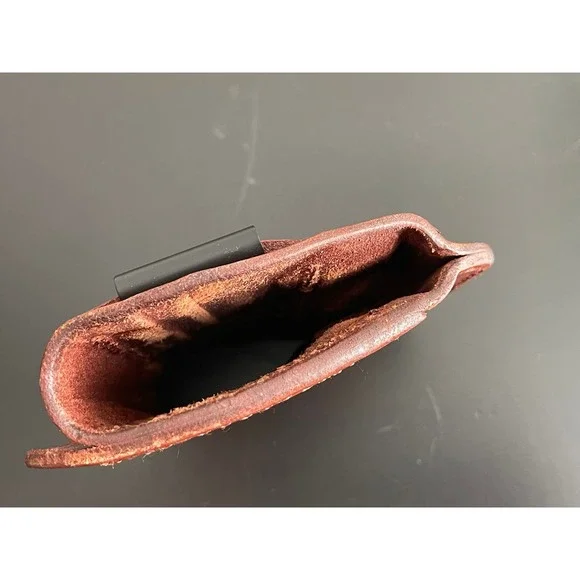 00688 Tagua Gun‎ Holster Leather Brown Belt Clip Concealed Carry OWB PreOwned - Picture 3 of 5